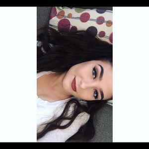 Meet your Posher, Nicole